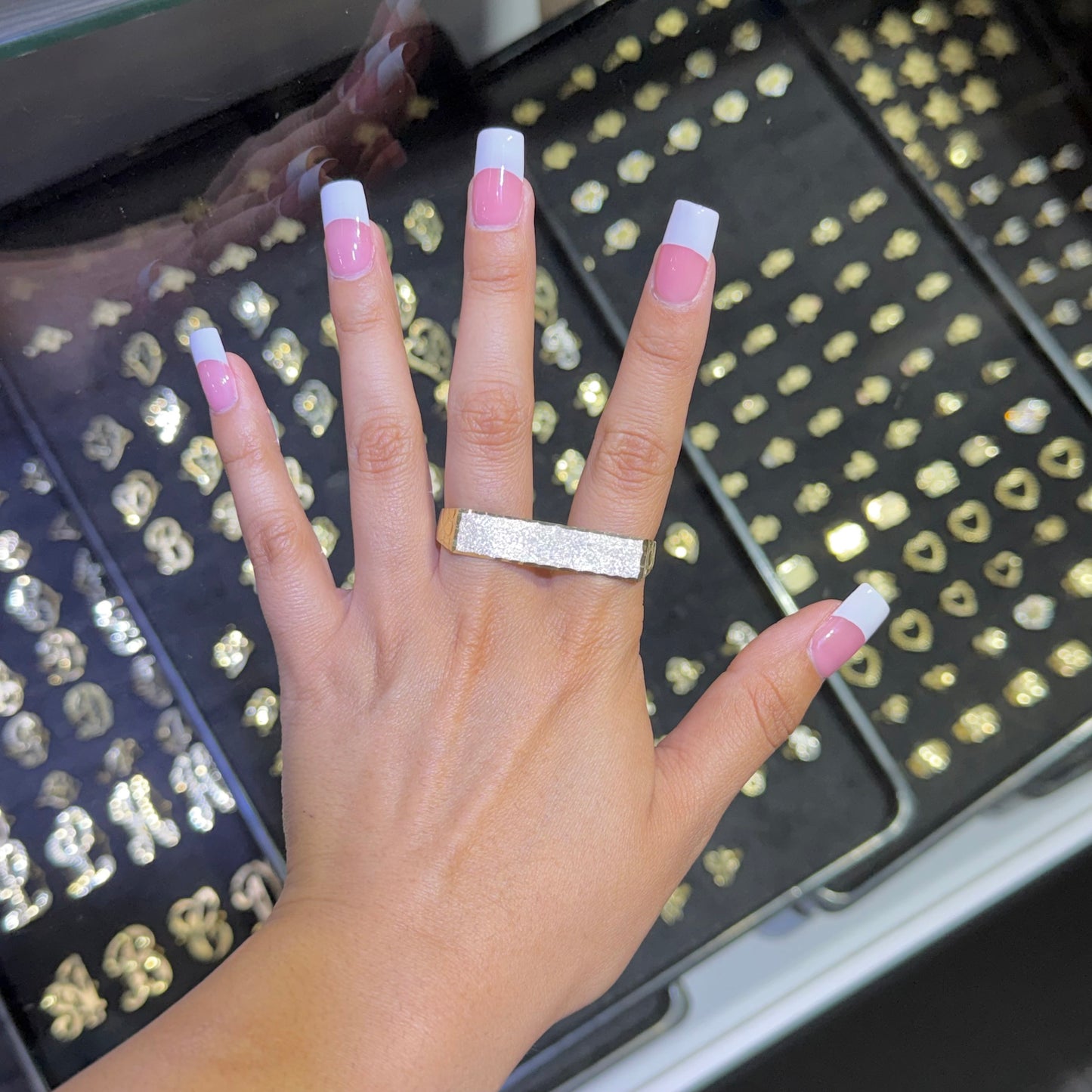 10k Gold Dc Two Finger Ring (S)