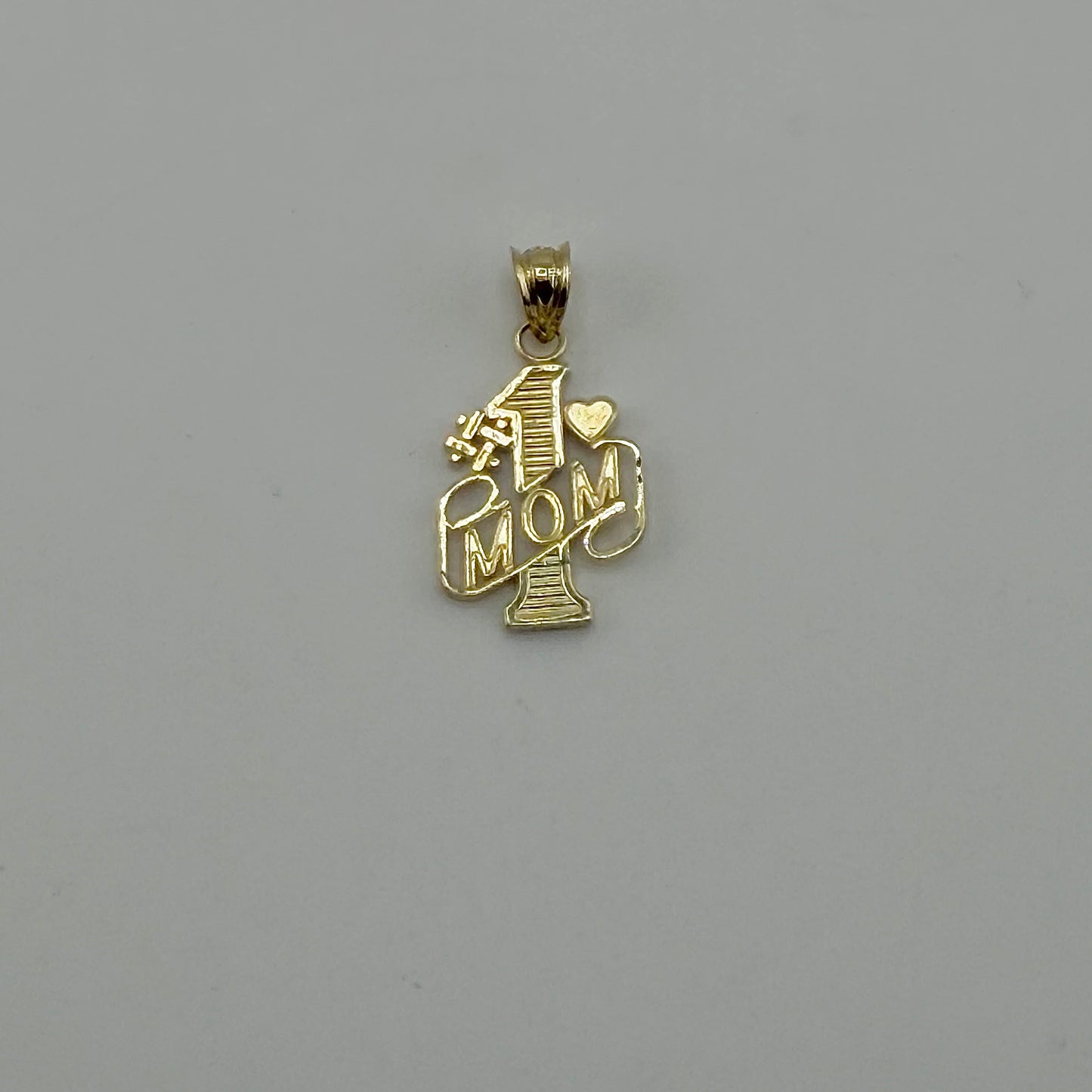 10k Gold #1 Mom Banner Charm