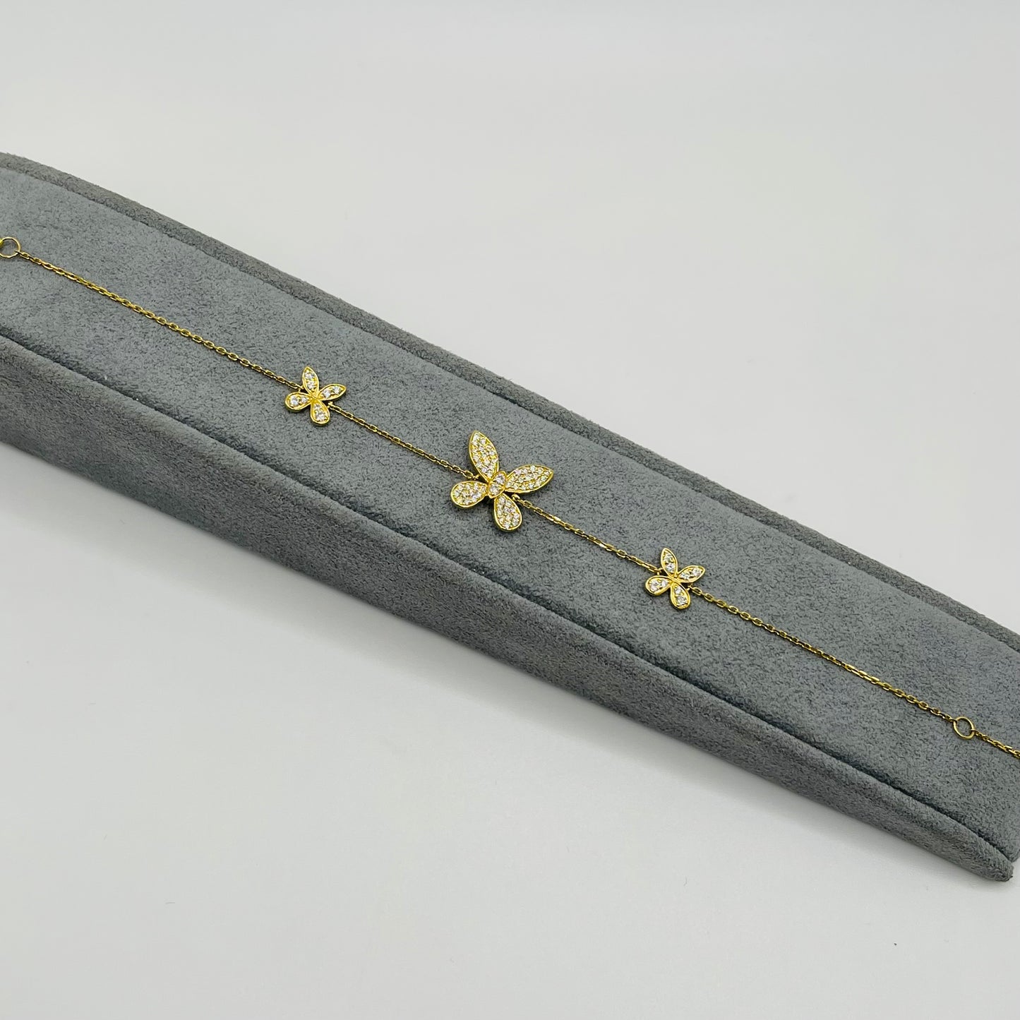 14k Gold Diamond Butterflies Bracelet