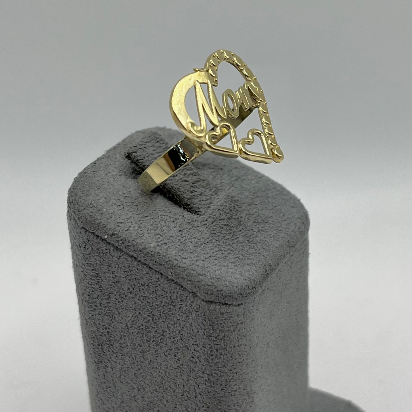10k Gold Loving Mom Ring