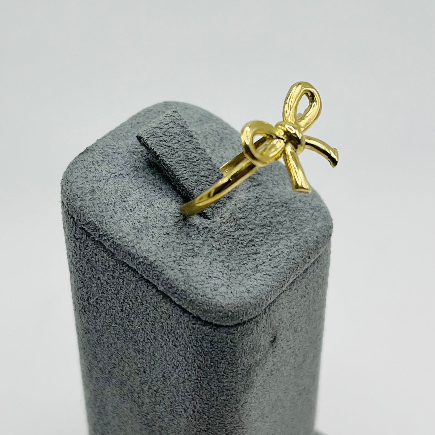 10K Gold Bow Ring