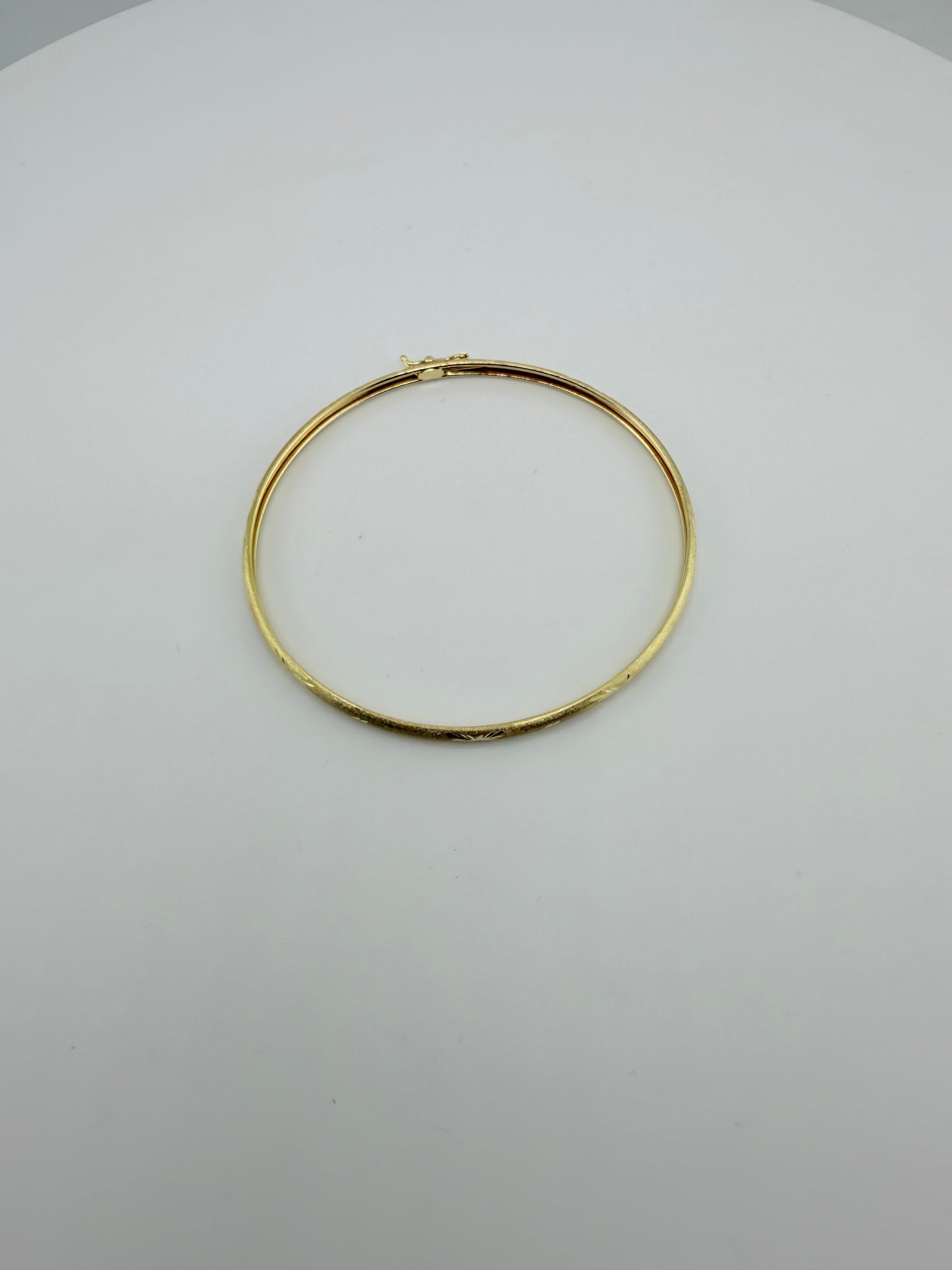 10k Honey Gold Bangle Bracelet