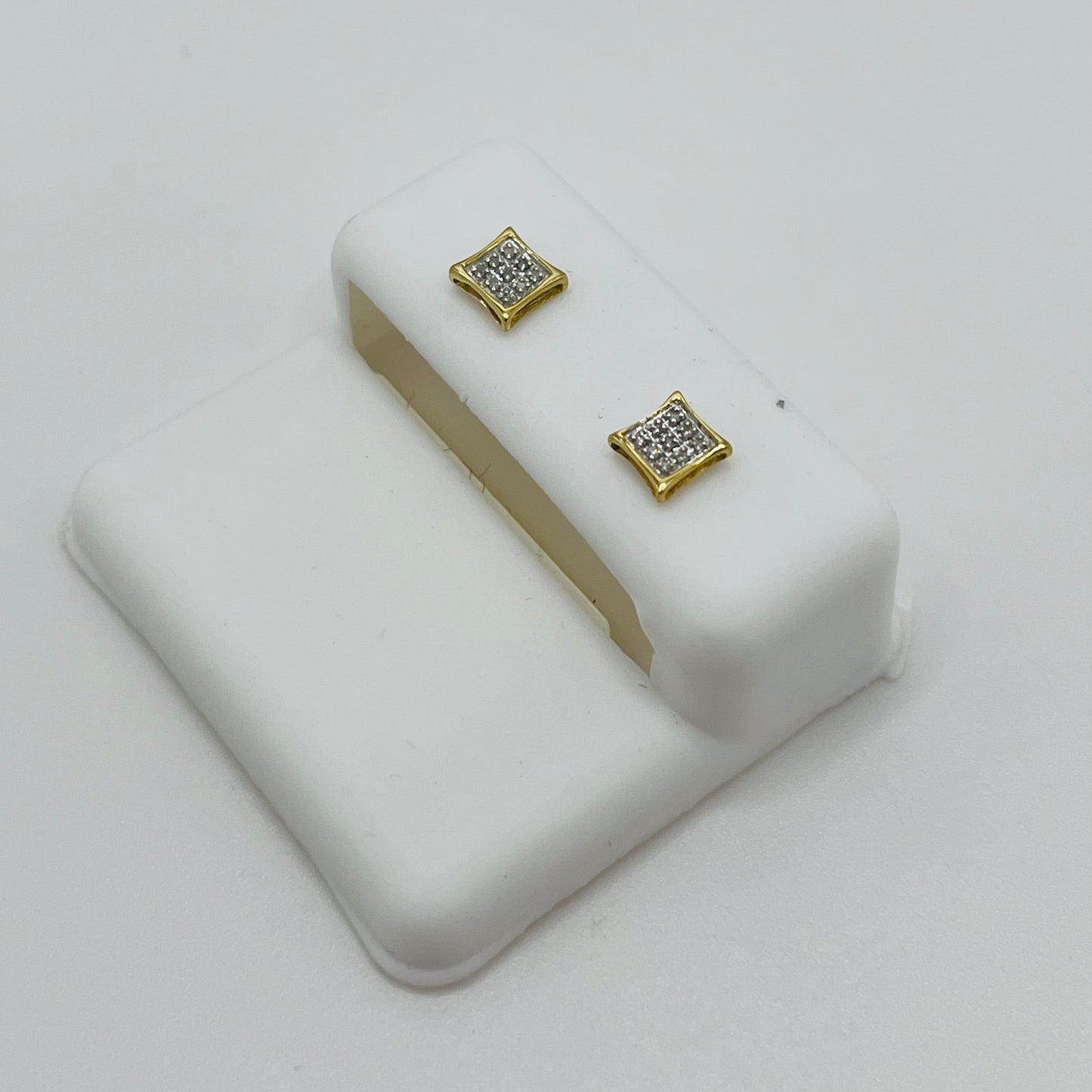 10K Gold Diamond Kite Earrings | Face Size: 5mm