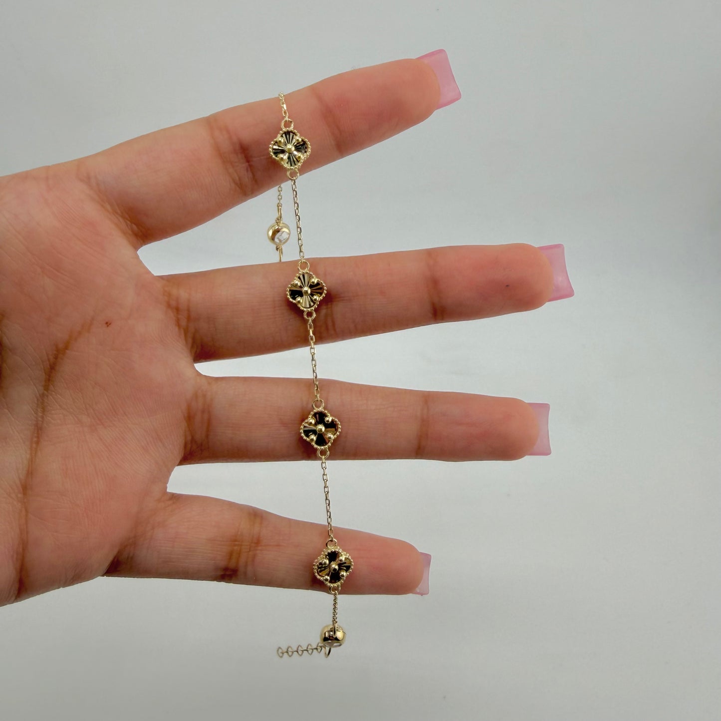 10k Gold Fancy Clover Bracelet (S)