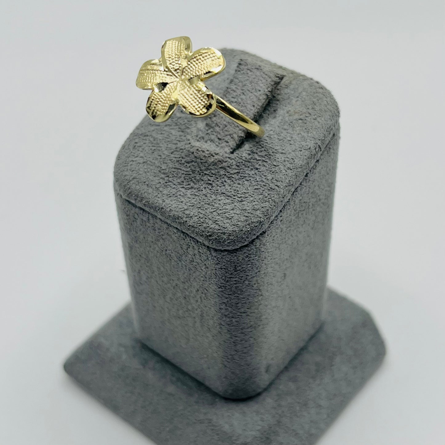 10k Gold Tropical Flower Ring