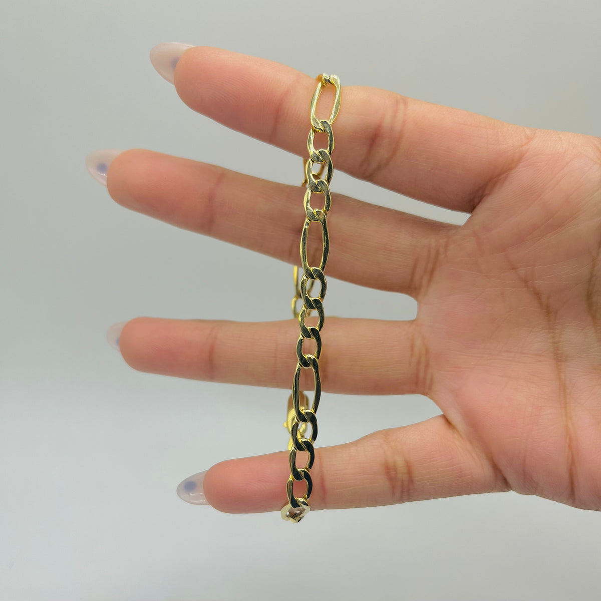 14K Gold Hollow Figaro Bracelet | Width: 5.5mm