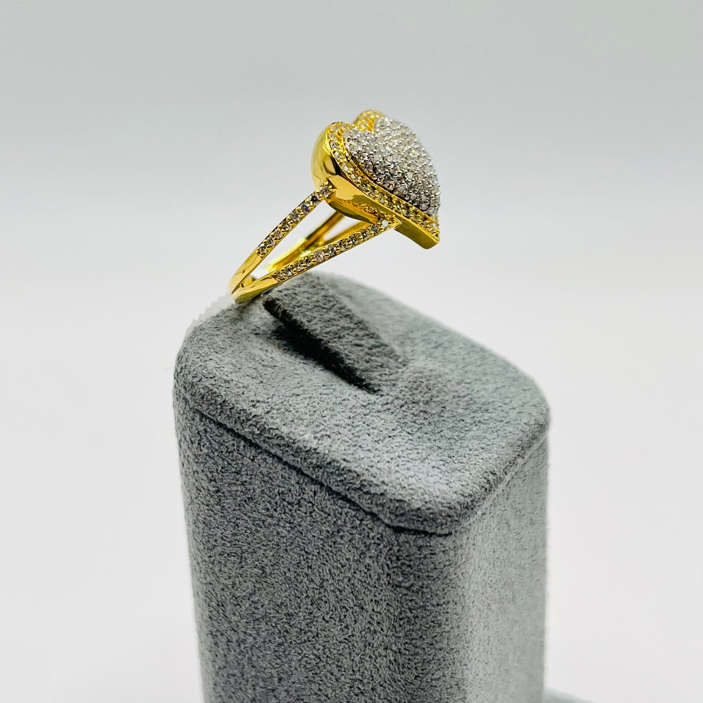 10k Gold Diamond Halo Heart Ring