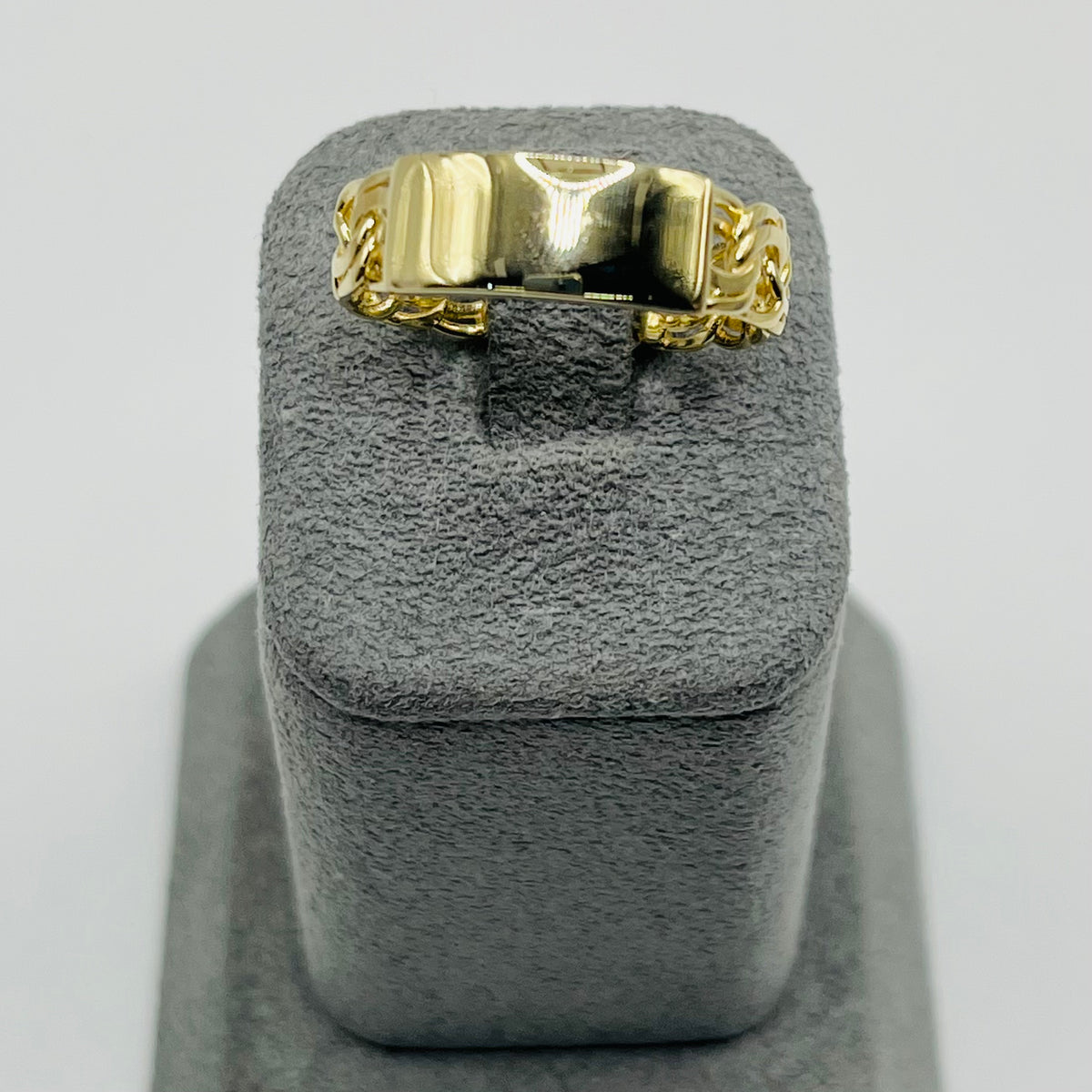 FullSizeRender_135467d7-03ad- 
