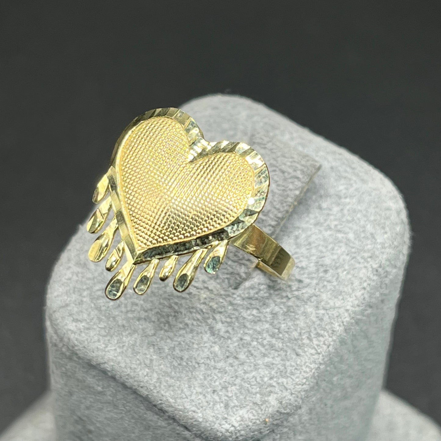 10k Gold Dripping Heart Ring