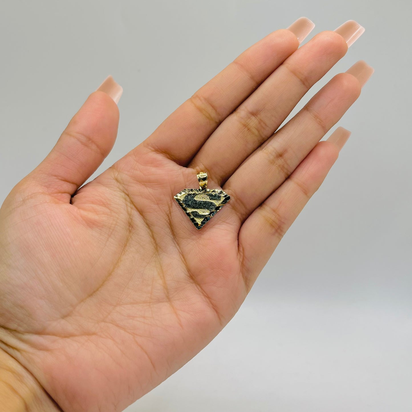 10K Gold S On My Chest Charm