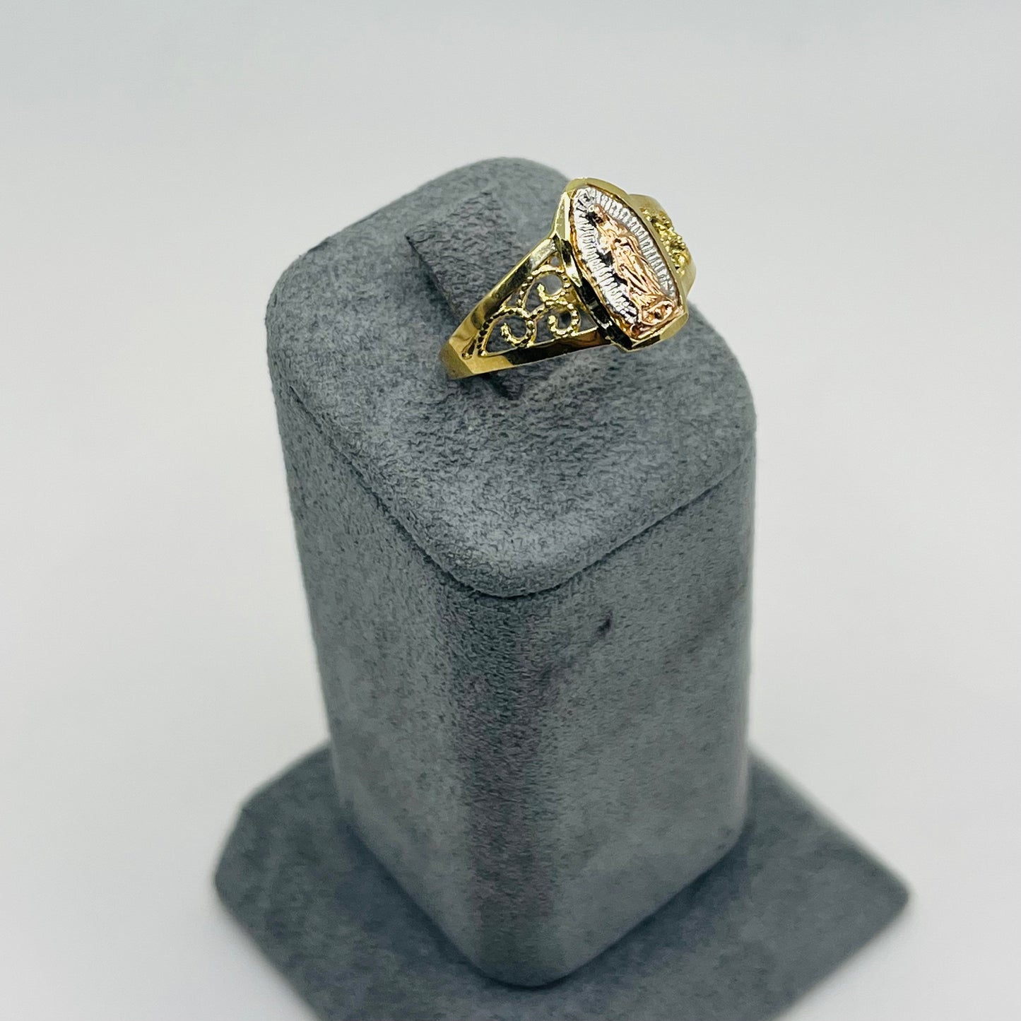 14k Gold Grace of Mary Band Ring