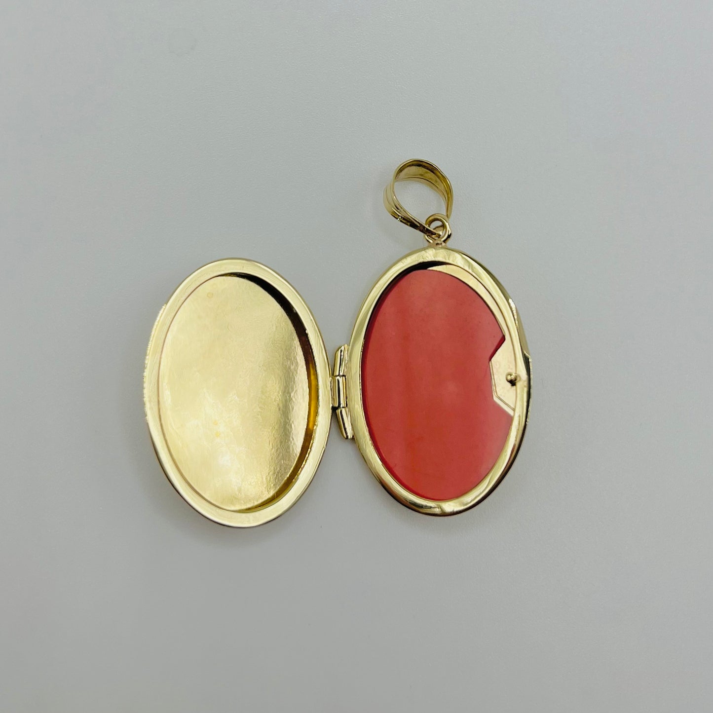 10k Gold Oval Locket Picture Charm
