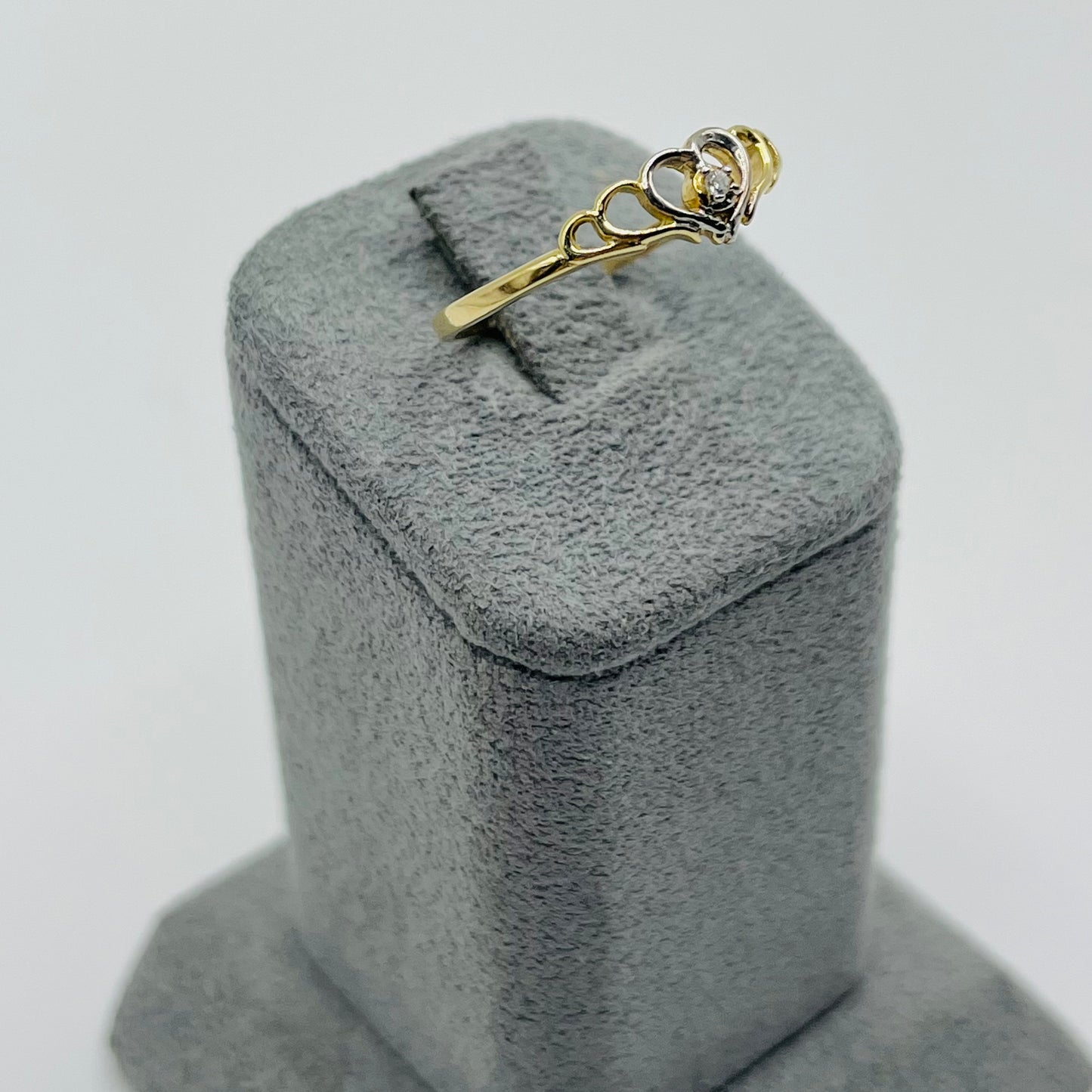 10k Gold Passion Love CZ Ring