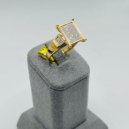 10k Gold Natural Diamond Portrait Ring