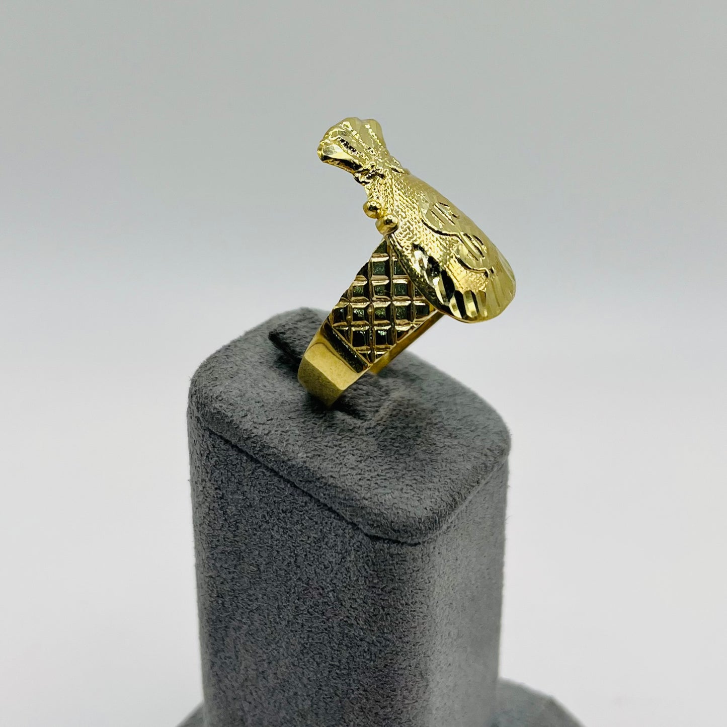 10K Gold Chunky Moneybag Ring