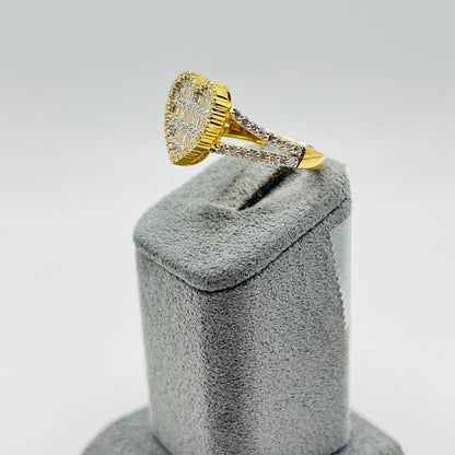 10k Gold Diamond Baguette Heartline Ring