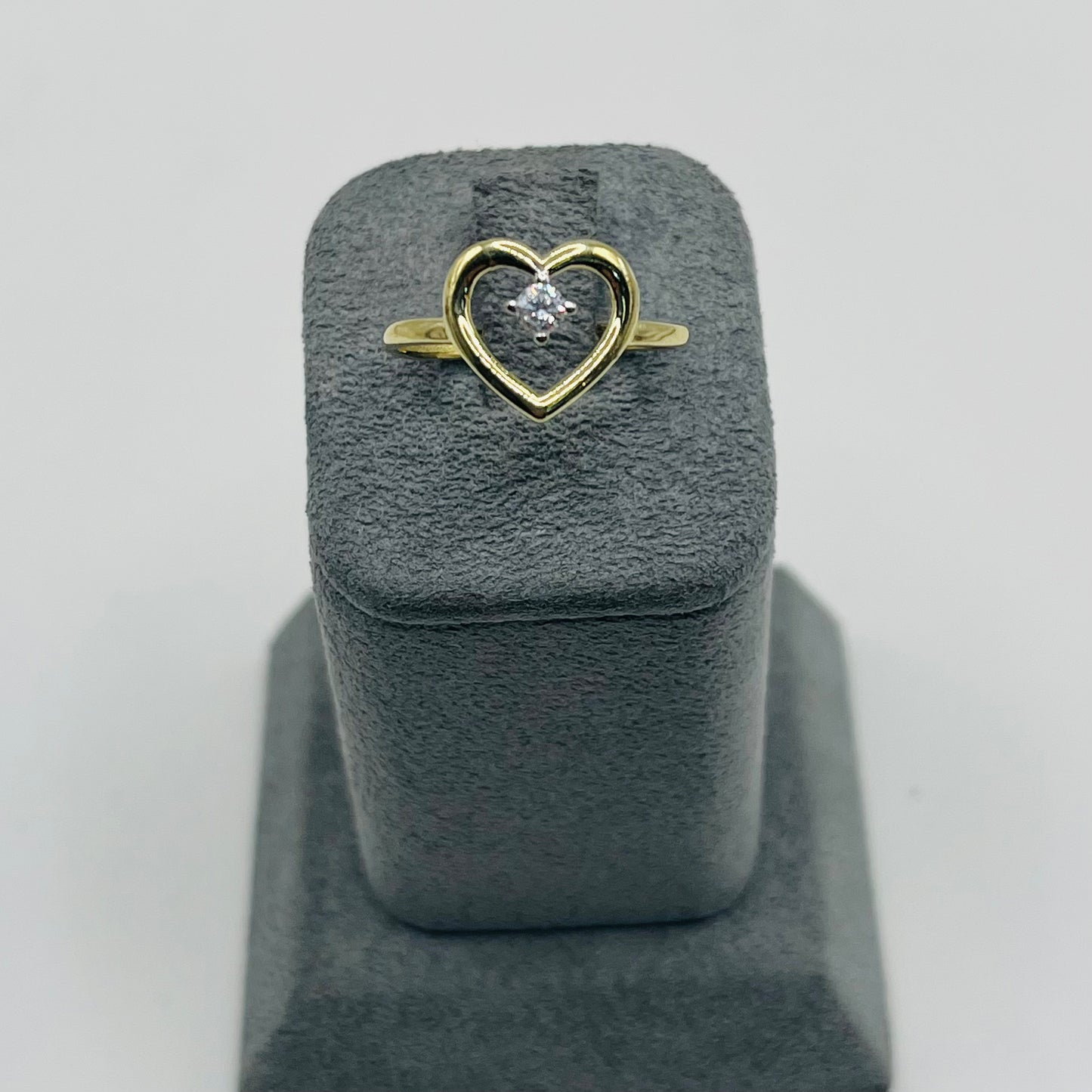 10k Gold HeartBeam Ring