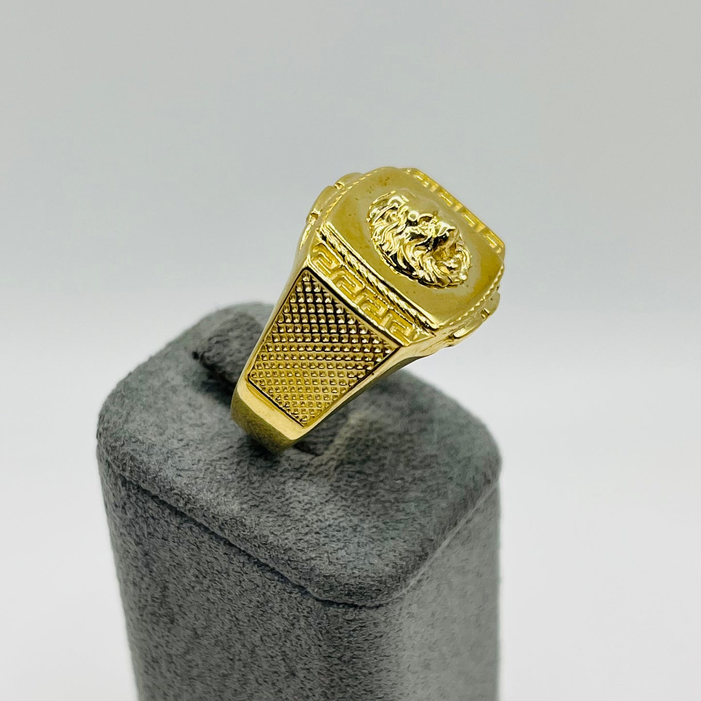 10k Gold Lion Head Roma Ring