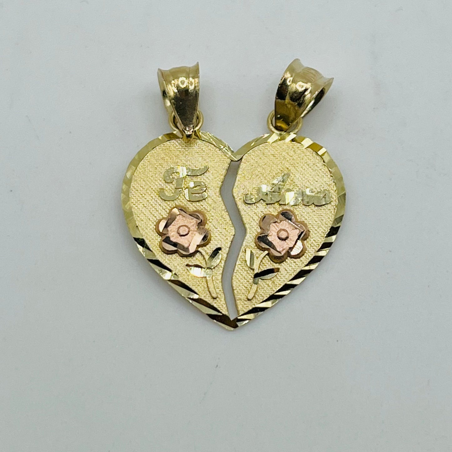 10k Gold Shareable Te Amo Heart Charm (Small)