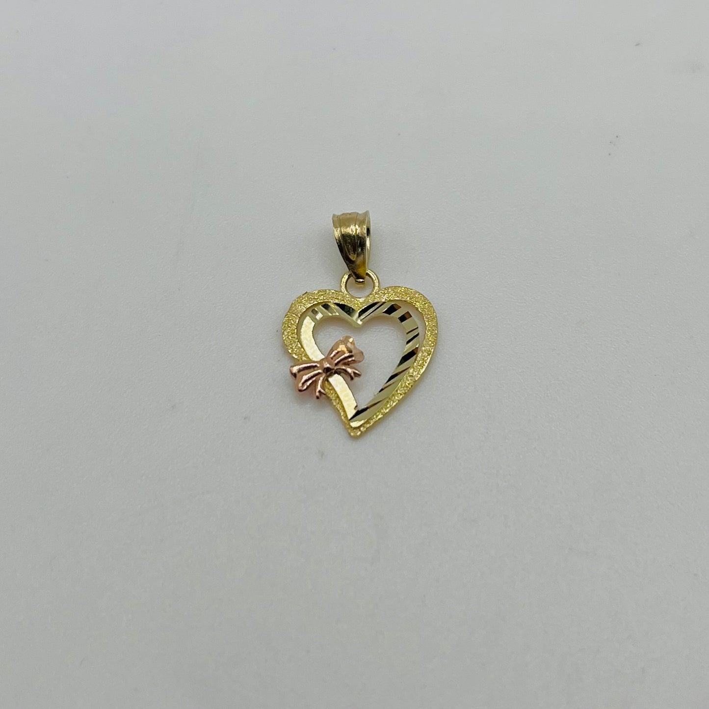 10K Gold Open heart Bow Charm (Two-tone)