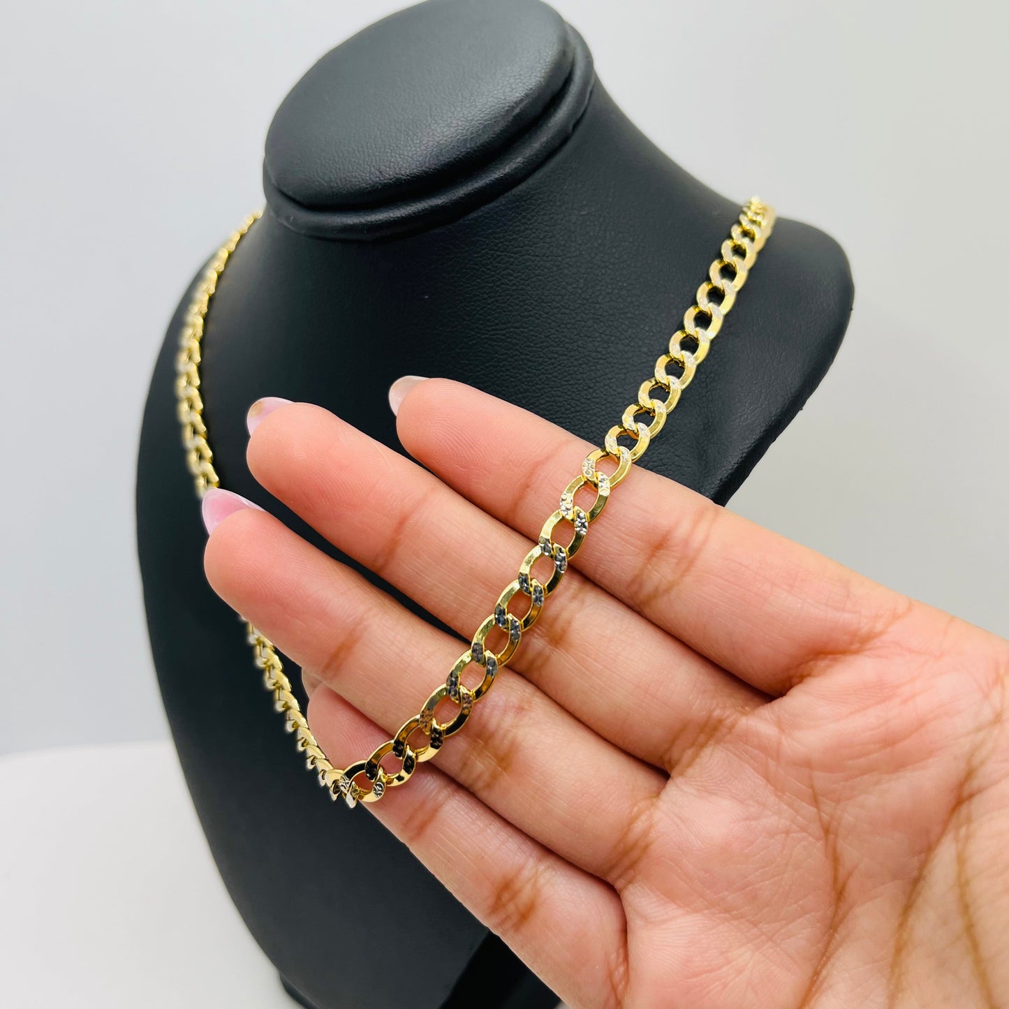 10K Gold Diamond Cut Cuban Chain | Width: 5.4mm