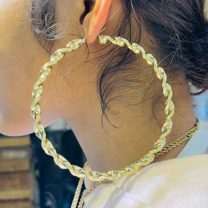 10k Gold Matte Cut Twist Hoops (3.5")