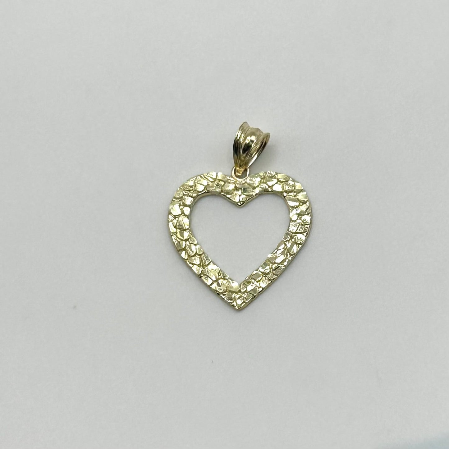 10K Gold Nugget Open Heart Pendant | Face Size: 1"