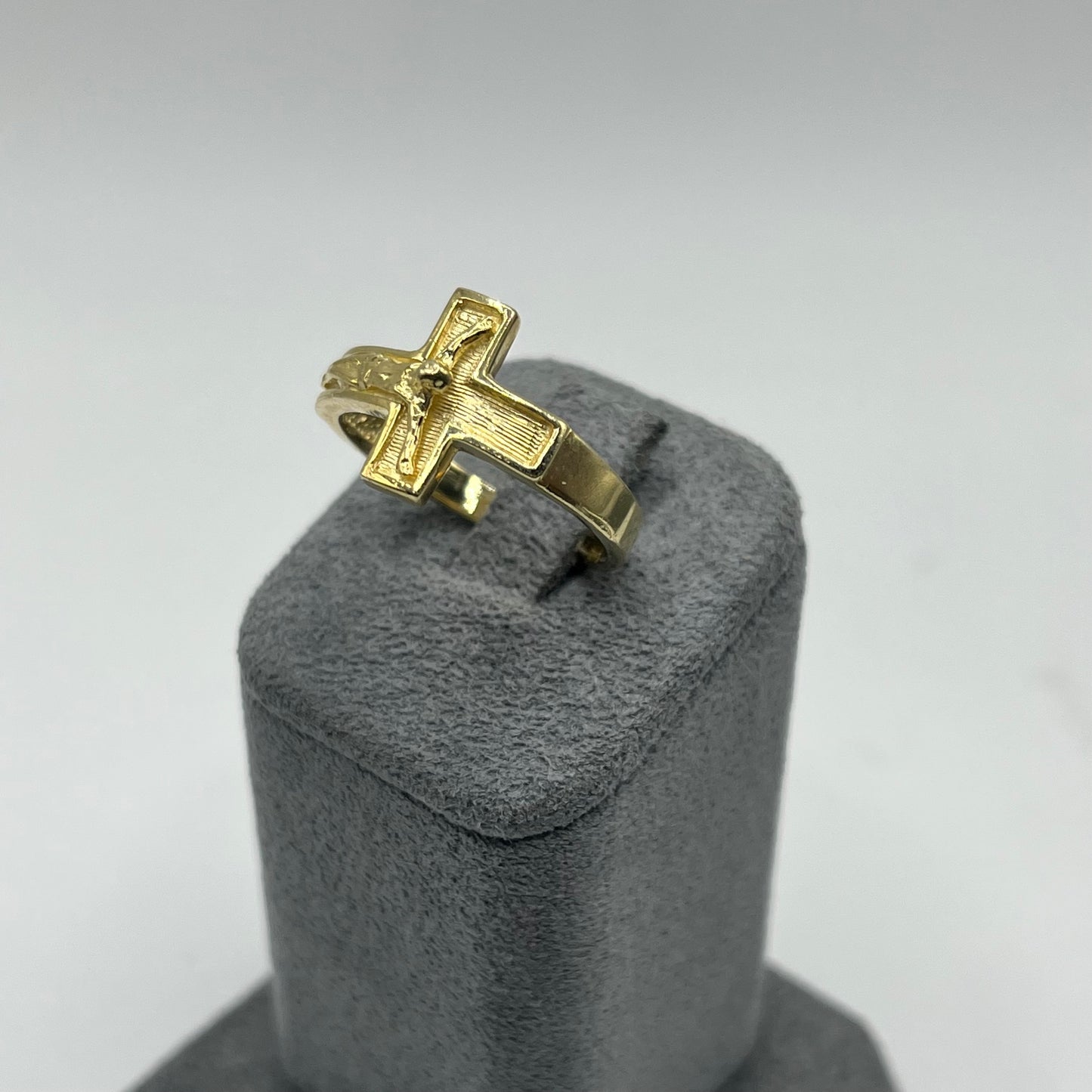 10k Gold Sideways Crucifix Ring