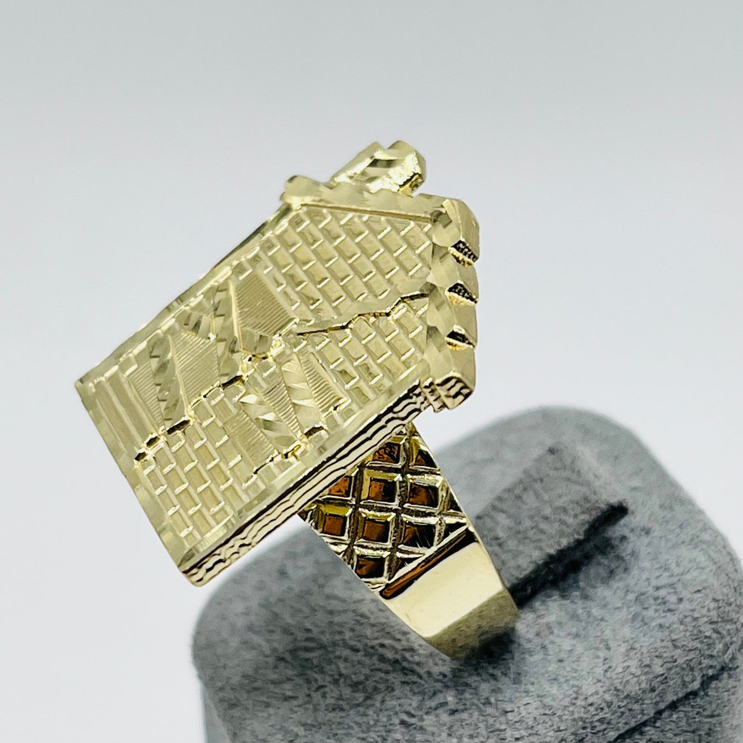 10K Gold Men's Trap House Ring