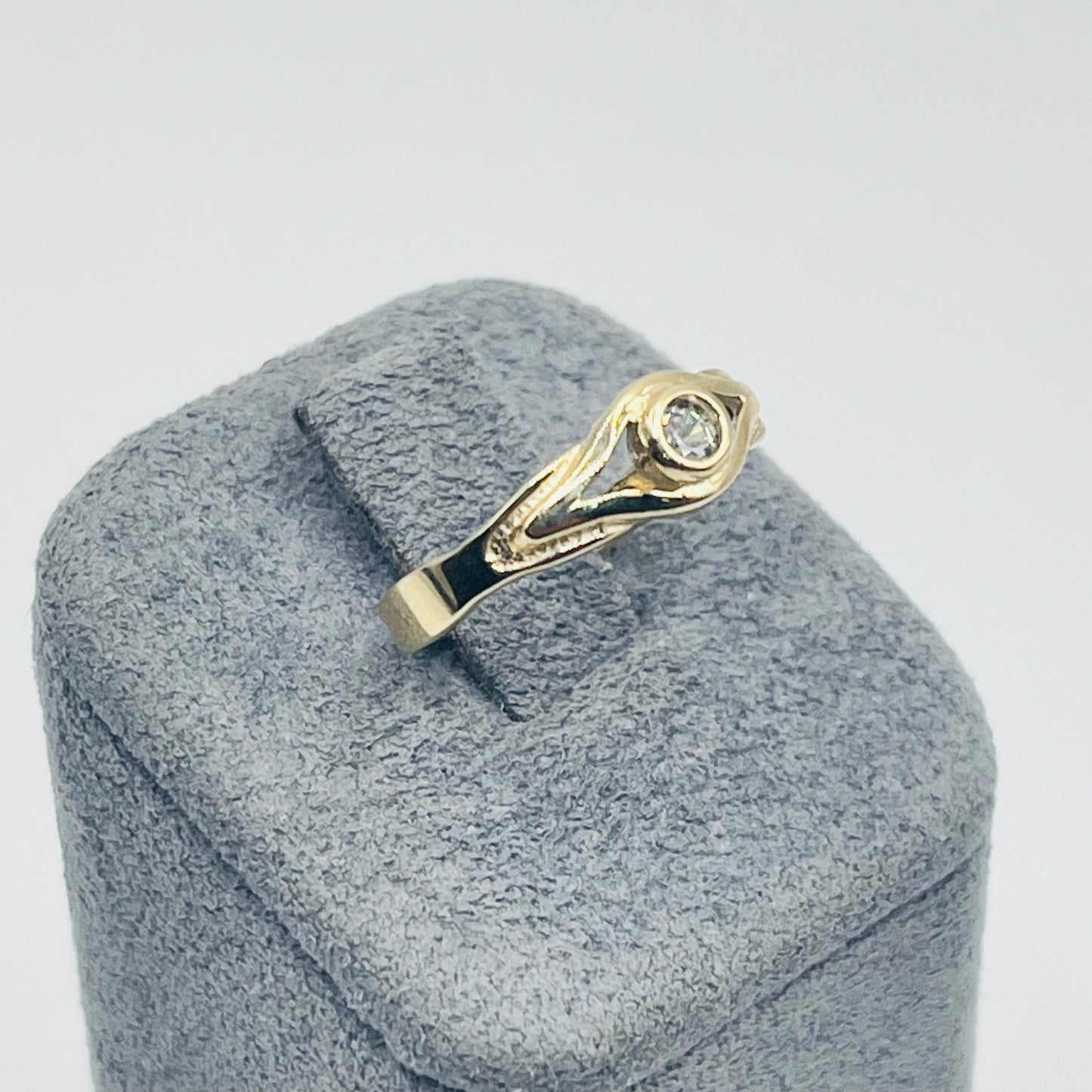 10K Gold White CZ Toe Ring