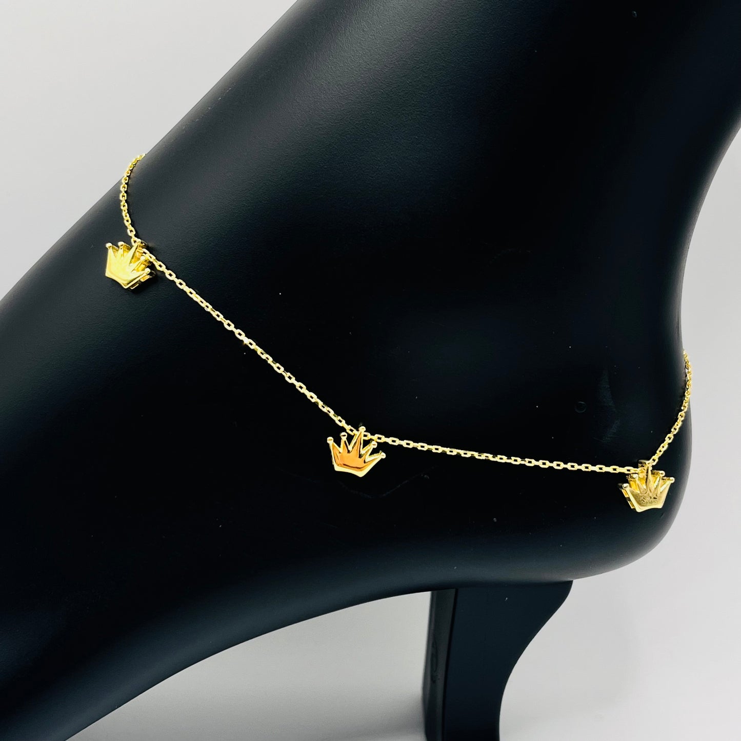 10K Gold Crown Charm Anklet