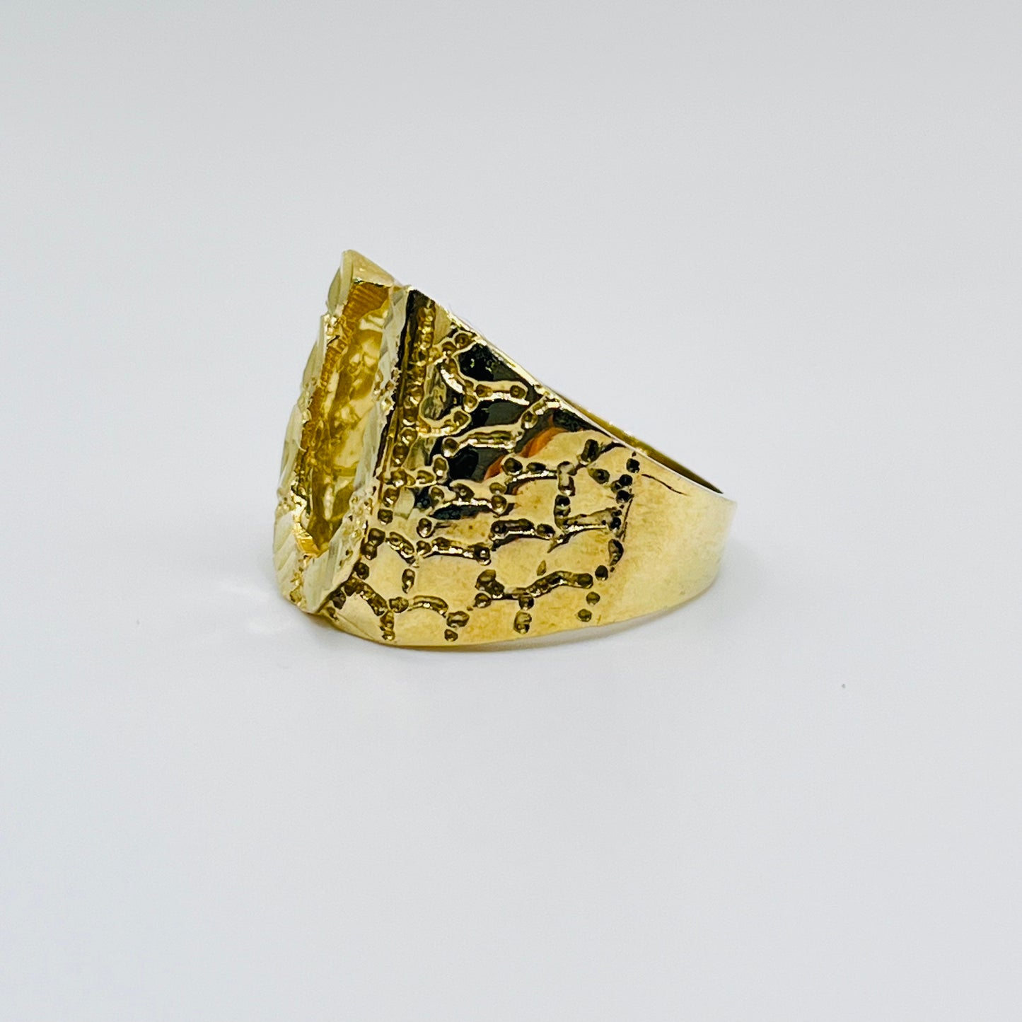 10K Gold Horseshoe Nugget Ring