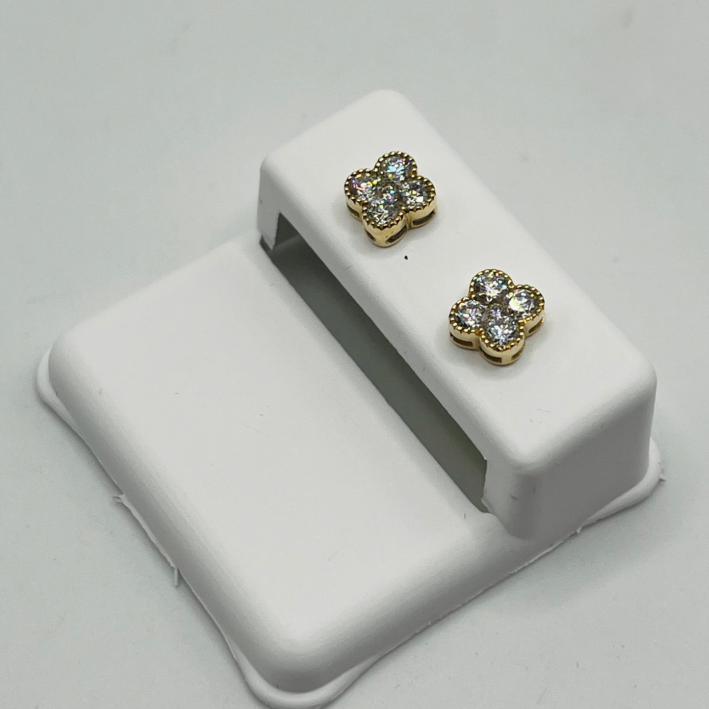 14k Gold LAB Diamond Small Clover Earrings (Screwbacks)