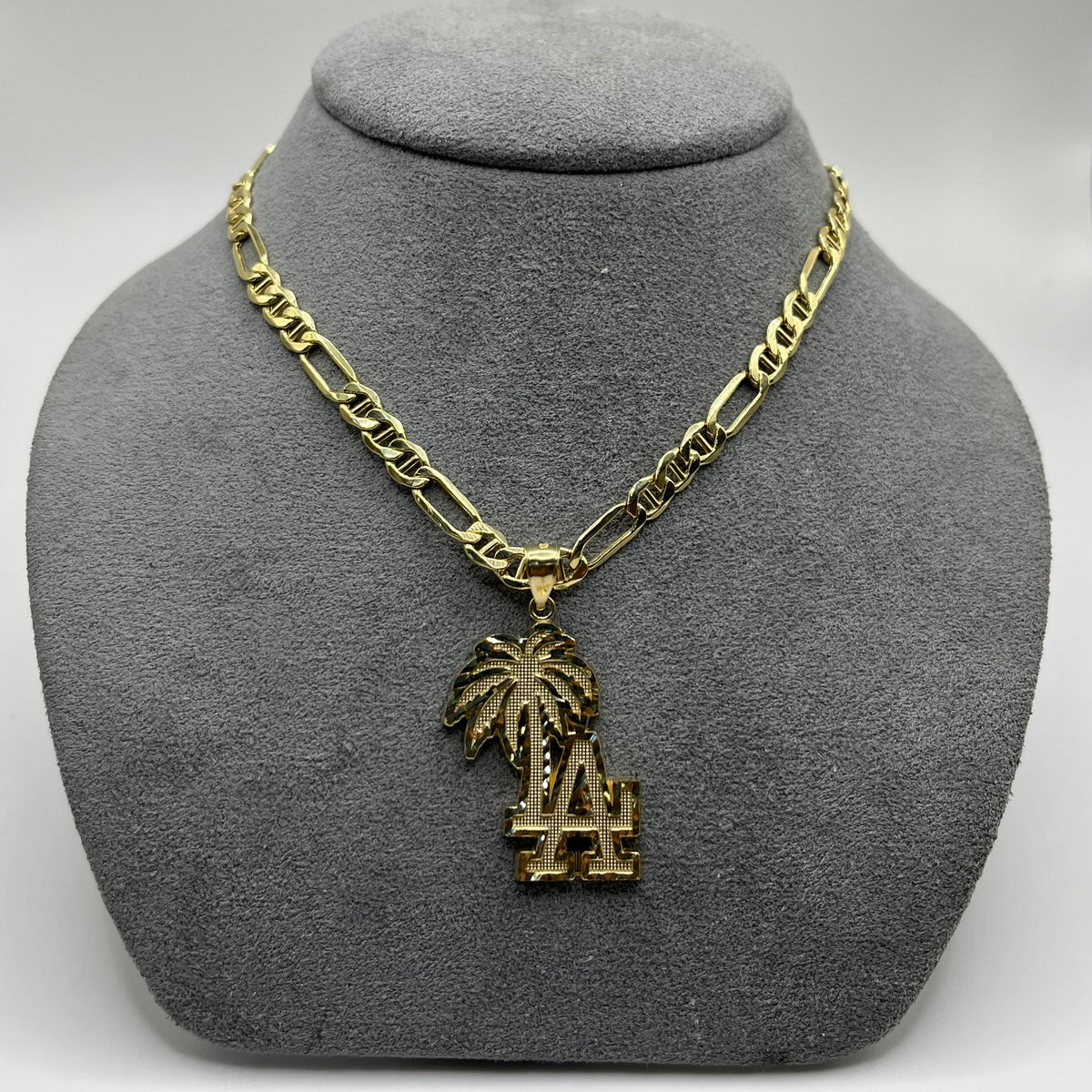 10K Gold Palm Tree Pendant | Face Size: 34mm