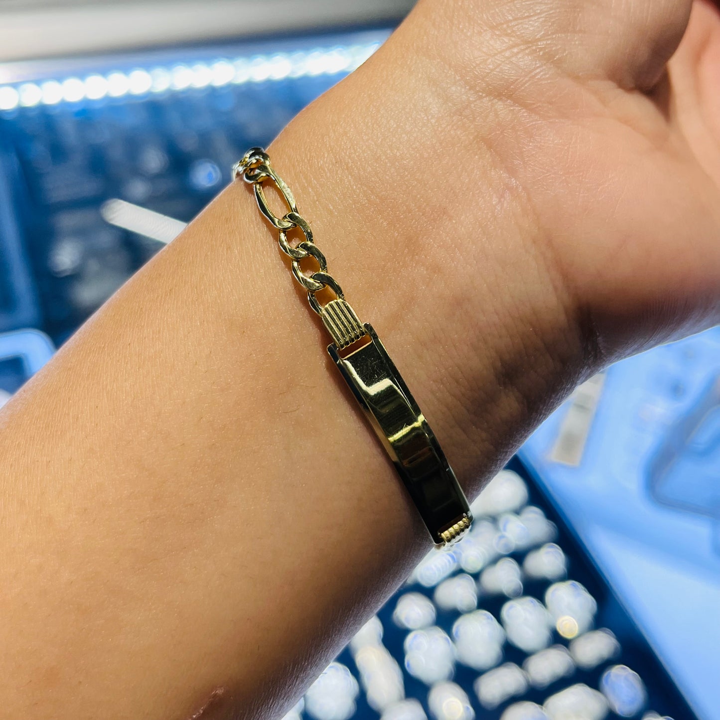 10K 4mm Gold Figaro ID Bracelet