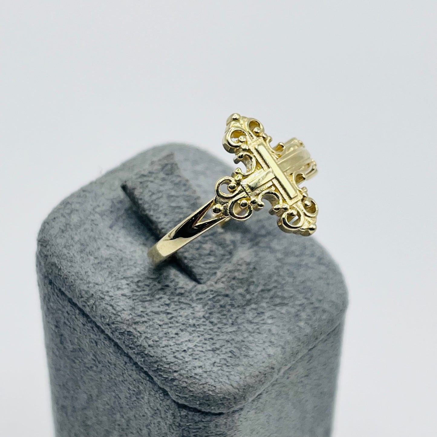 10K Gold Fleur De Lis Sideways Cross Ring