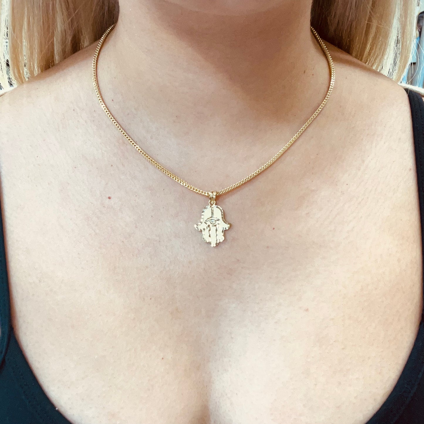 10K Gold Hamsa Charm (Sm)