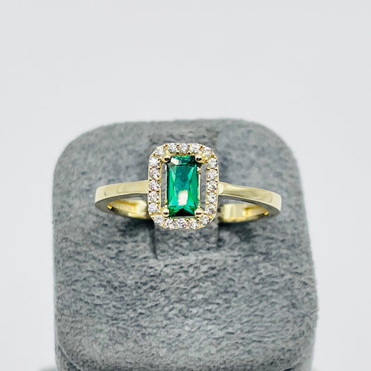 10K Gold Baguette CZ Emerald Birthstone Ring