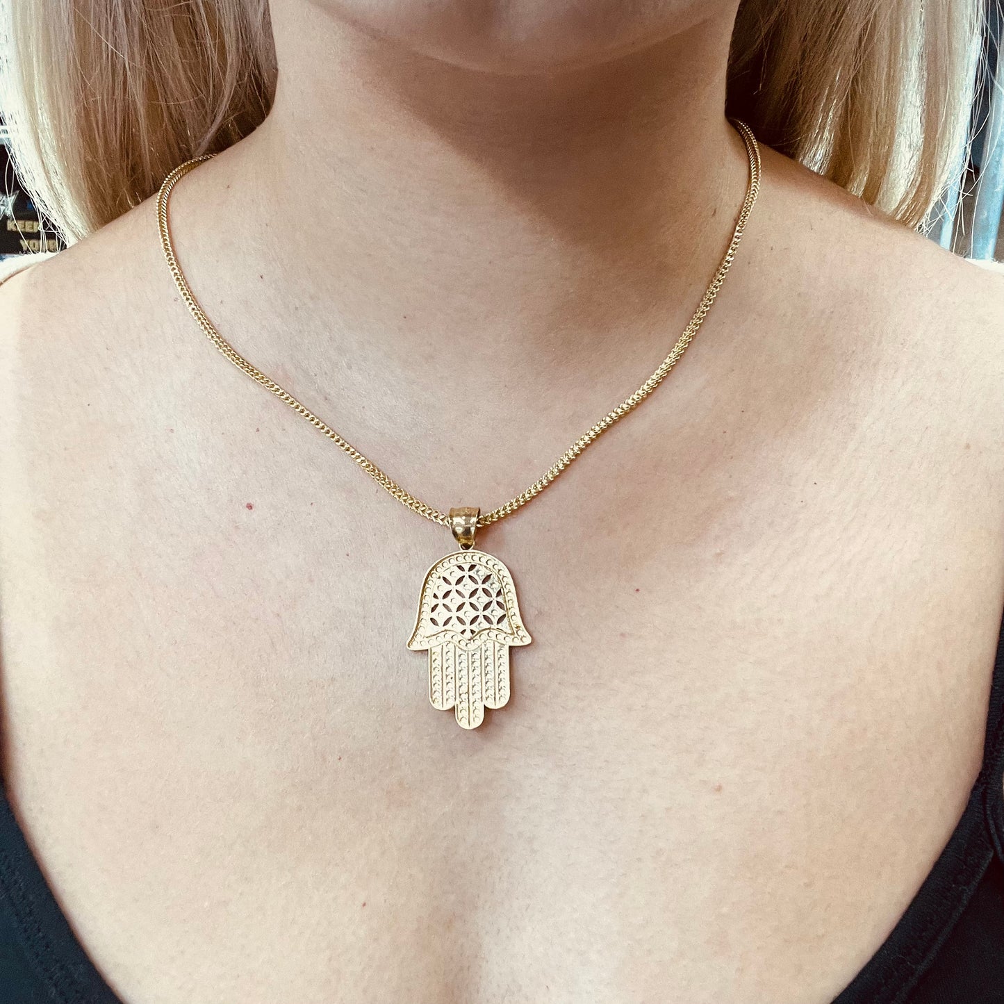 10K Gold Hamsa Charm (M)