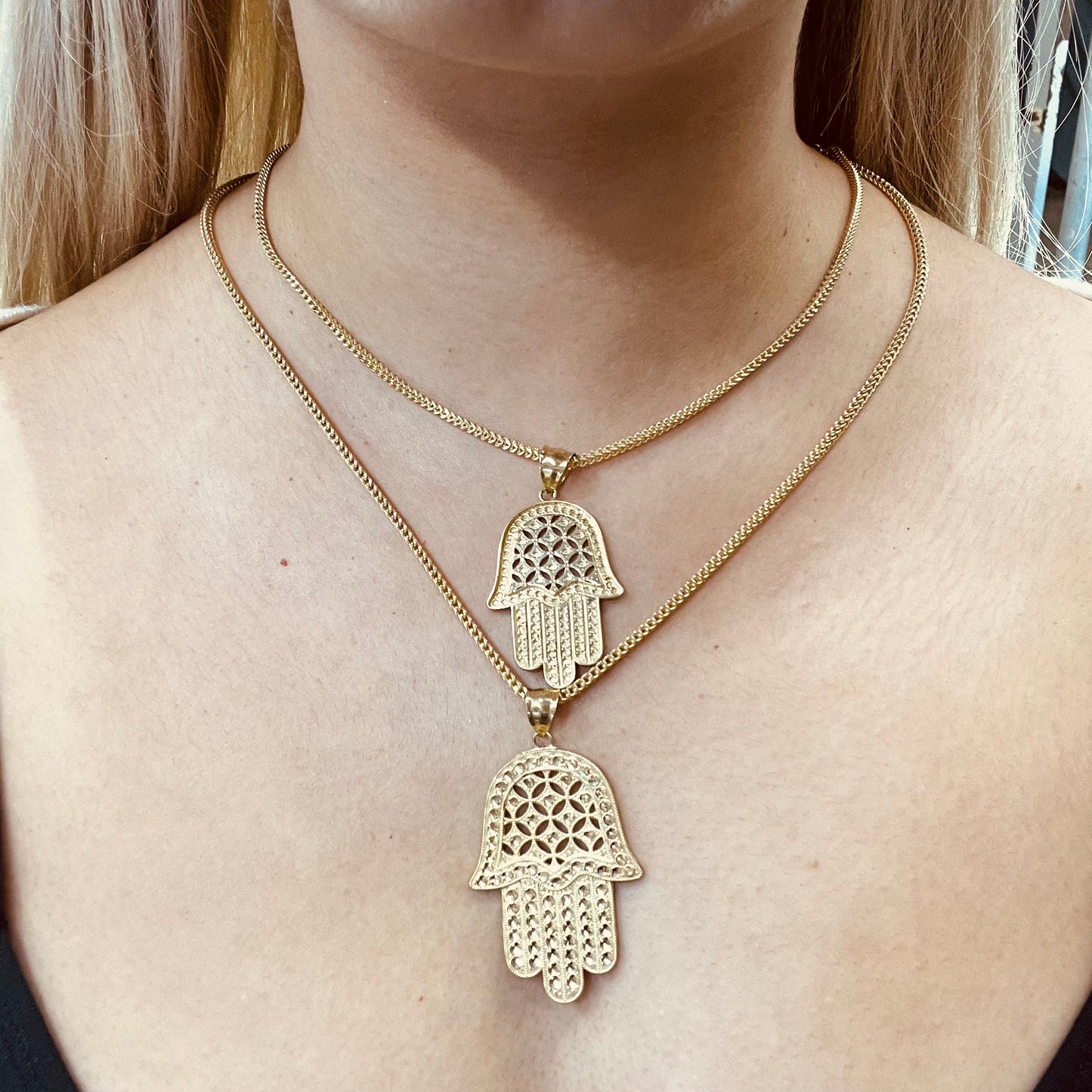 10K Gold Hamsa Charm (L)