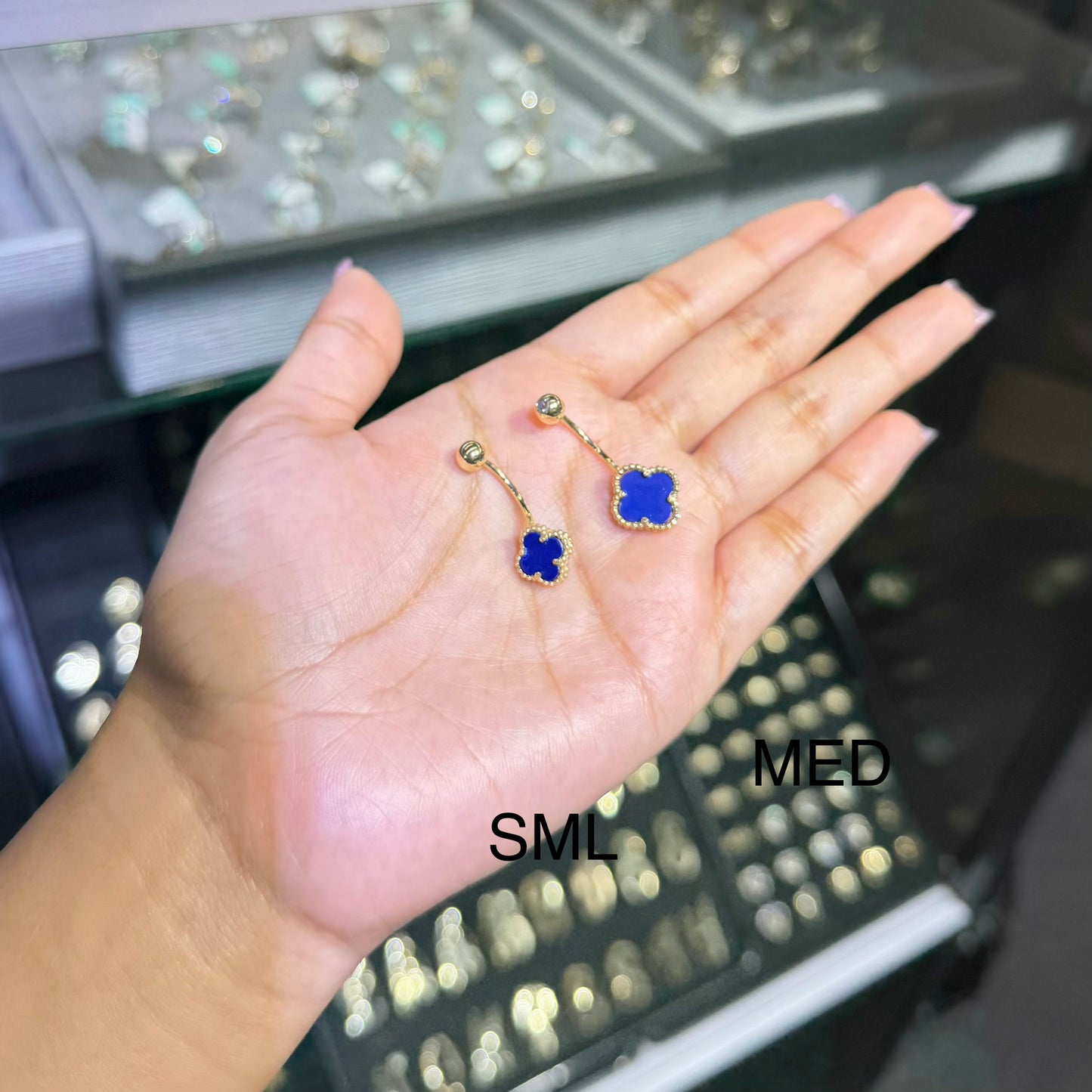 14k Gold Blue Clover Belly Ring (M)