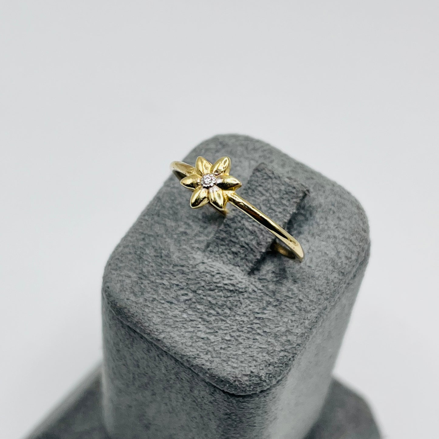 10K Gold Sunflower Ring