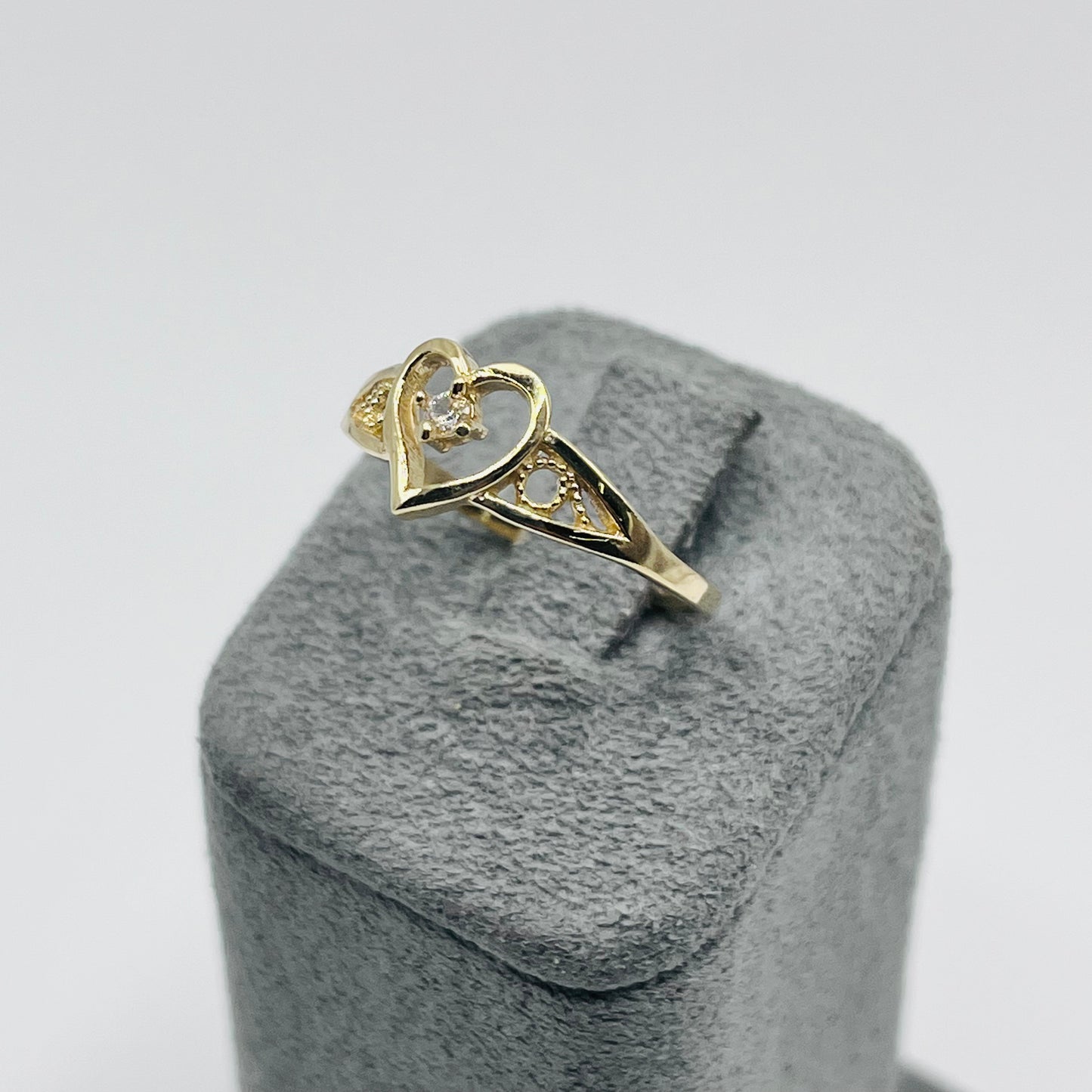 10K Gold Endless Love Ring