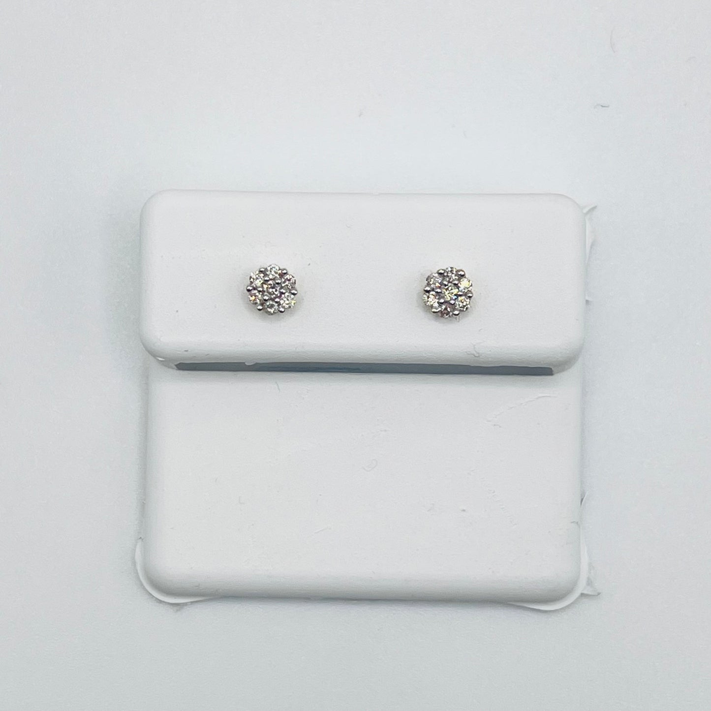 4mm 7 Diamond Baby Flower Earrings