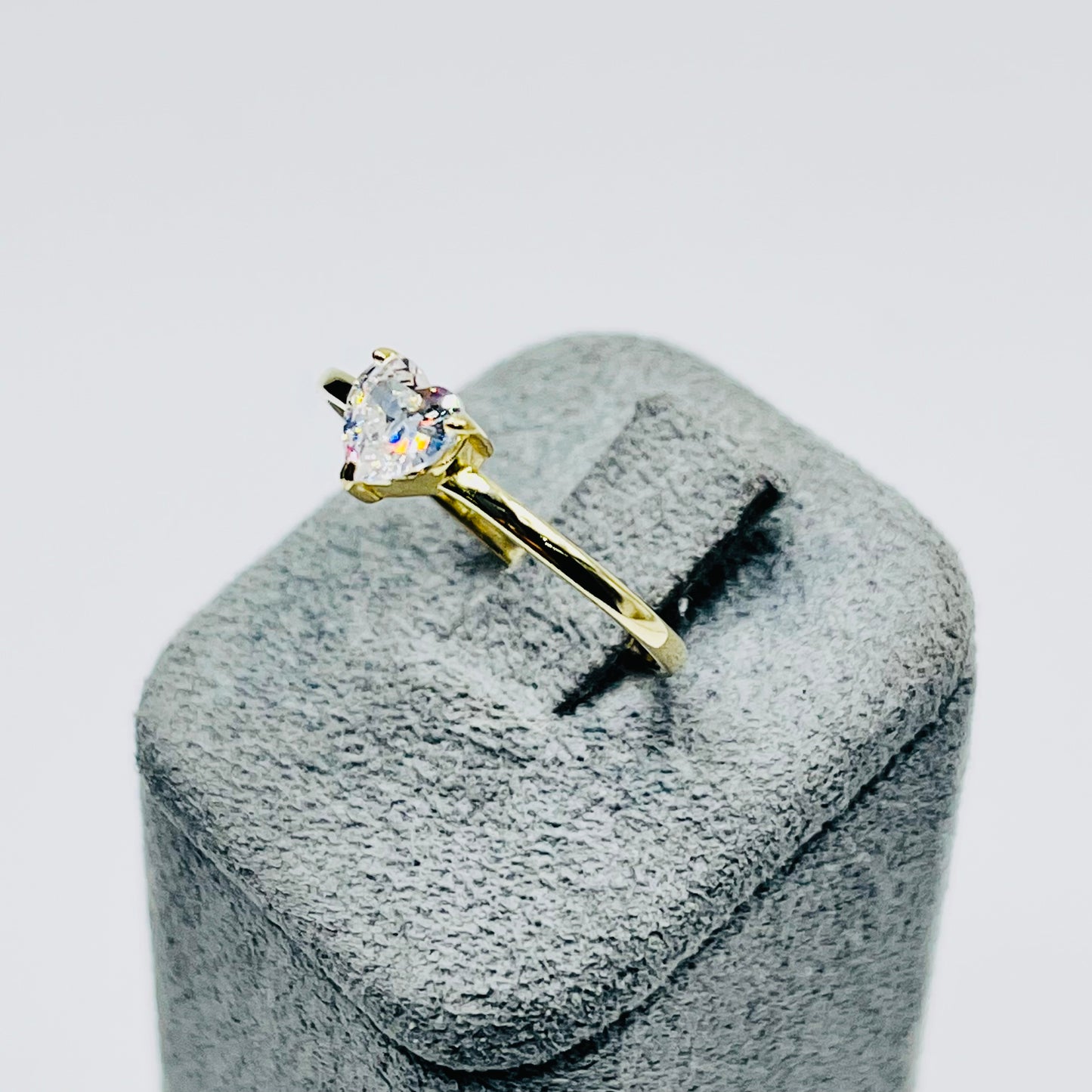 10K Gold Heart Promise Ring