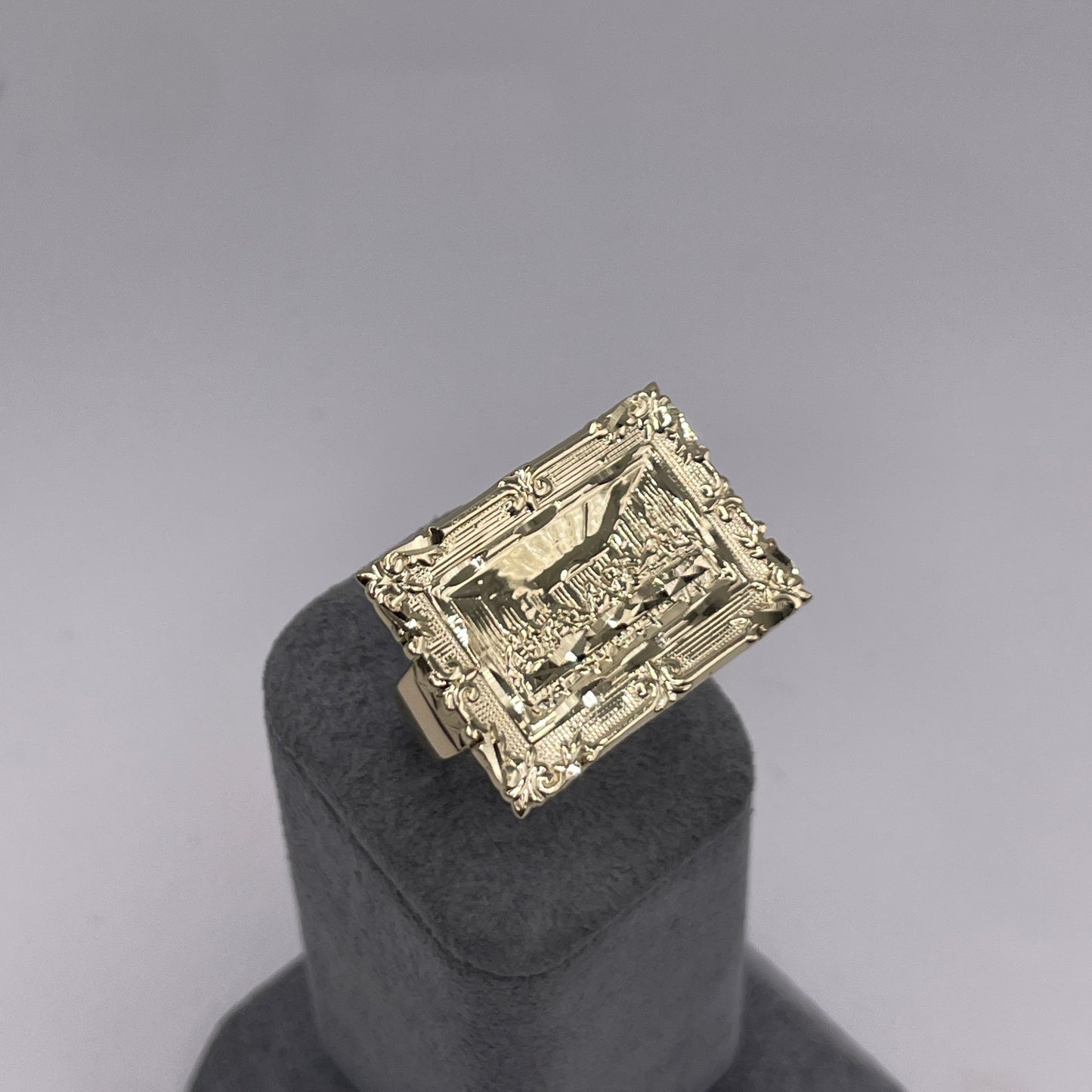 10K Gold Last Supper Ring