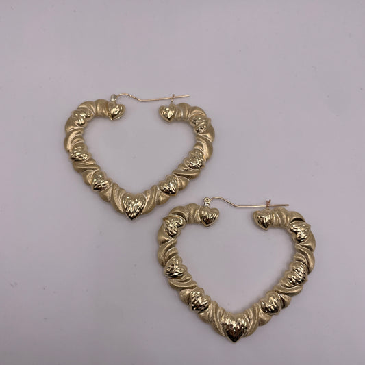 10K Gold Heart Pattern Earrings (1.9")