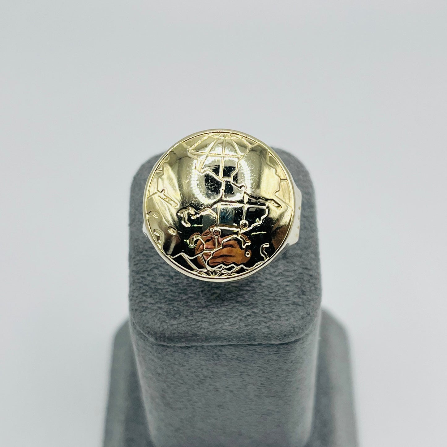 10K Gold Mens Globe Ring