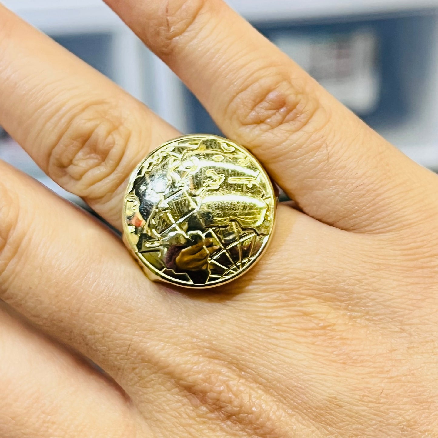 10K Gold Mens Globe Ring