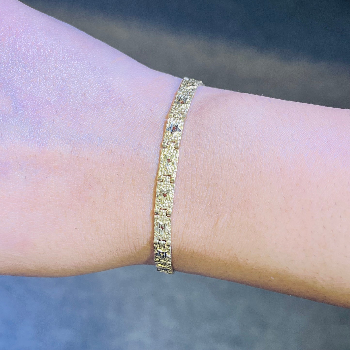 10K Gold Solid Diamond Cut Star Bracelet 7"